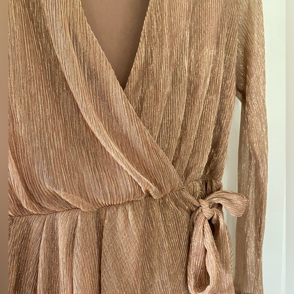 Shimmer wrap dress - Picture 3 of 3